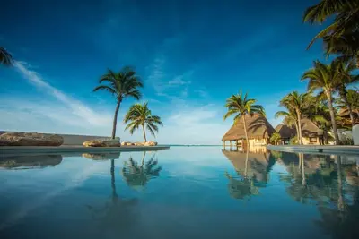 Image de Mahekal Beach Resort | 2 Palapa King |Private Bungalow w/ Hammock + Garden View