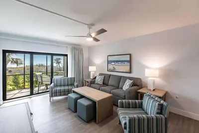 Image de 2-bedroom Second Floor condo with Ocean views at Sanibel Beach Club 1