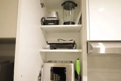 Executive Basement suite, Cozy & Fully Equipped.