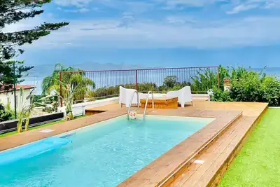 Image de Villa Panorama del Golfo with pool and Bbq