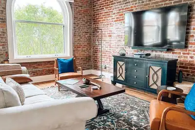 Image de 3 Suite Downtown Building w/Private Rooftop+Patio