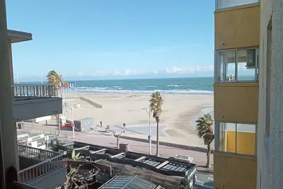 Image de Appartement T2 centre Canet et deux pas de la plage, clim 4arax4