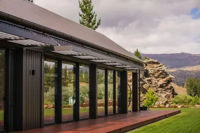 Image de A Private Retreat of Modern Space and Design