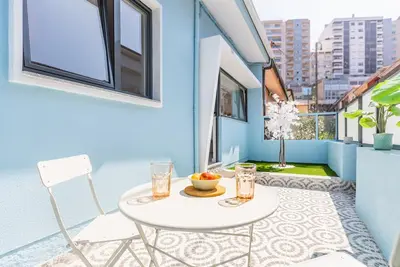 Image de Casa Azul @ Jardim do Morro by BnBird
