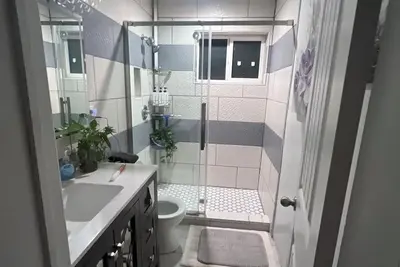 Image de Delightful 2-bedroom house with Ac in sunny Carlsbad and river view.