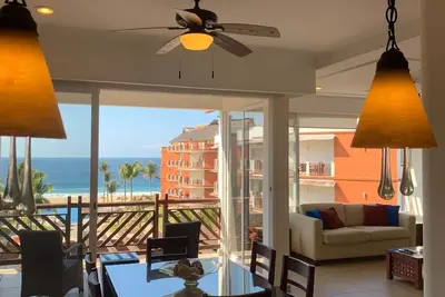 Image de 2 Bedroom Beachfront apartment at Vivo Resort Puerto Escondido