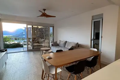 Image de C1 2 bedrooms, 2 bath, workroom, Luxury apartment Pool & Sea view