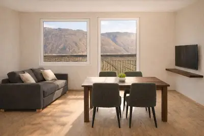 Image de Appartement 'Kanzi' avec vue sur la montagne, grand espace extérieur et piscine