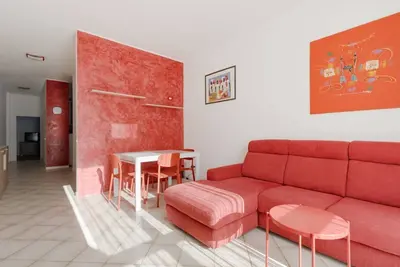 Image de GuestHost - Cozy and bright 55 square meters apartment, perfect for four people, located on the third floor of a building with an elevator (Not accessible to disabled guests). The property enjoys a strategic location, near Viale Certosa and Corso Sempione