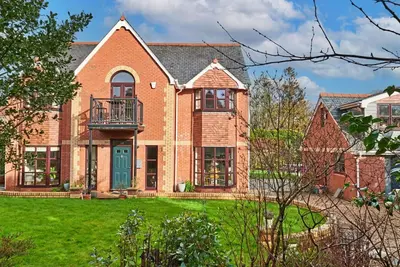Image de Belle maison de vacances pour 8 personnes avec Wifi, balcon et animaux admis