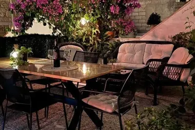 Image de Two Bedroom City Apartment