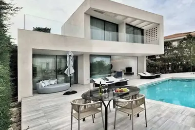 Please Inquire Before Booking – Luxury Villa