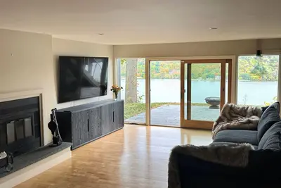 Image de The Hudson Valley River Escape: Hot Tub, Stargazing, Stunning Views!