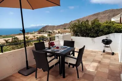 Image de Amazing apartment with sea view and garden