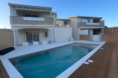 Image de Maison de vacances 'Borgo Myricae - Viola Ciocca' avec vue montagne, Wi-Fi et climatisation