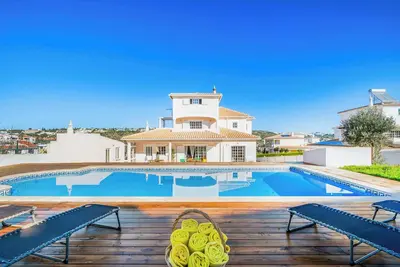 Image de Villa Umbelina - Quatre Chambres Villa, Couchages 10