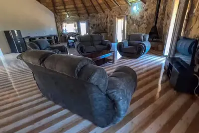 Image de Awesome 5-bedroom cottage in soothing Nyanga getaway