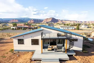 Image de Luxury Modern 4 Bedroom House Near Capitol Reef Np