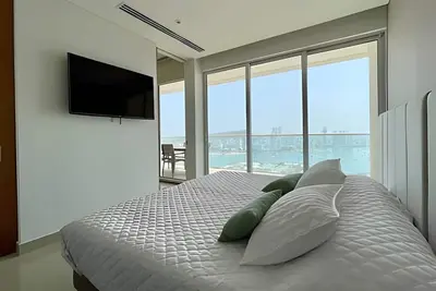 Image de Luxurious 1 Bd Apt on the 17th Floor - H2 Hyatt