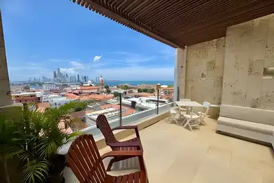 Image de Spectacular 2-bedroom apt in the Historic Center