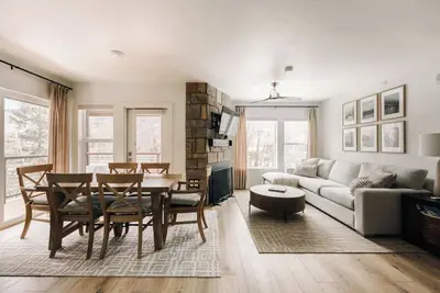 Refined Riverfront Living | King Suite & Views