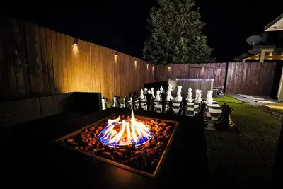Image de Beautiful 4-bedroom house in vibrant Austin with Hot Tub And Lively Back yard