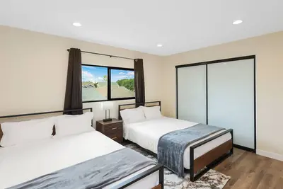 Image de Modern Luxury Designer Home in Heart of Oc