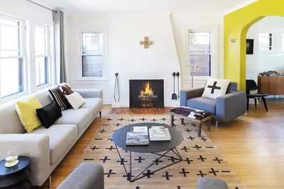 Image de Surf House | Stylish Indy Charmer | Walkable