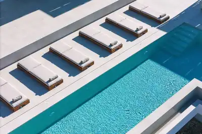 Villa Maninee-Bespoke Villa-Pool -Bbq-Seaview