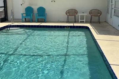 Image de Superb 3-bedroom Pool home with central Ac in charming Edgewater