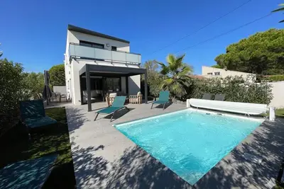 Image de Villa Laure | 300m Plage & Clim | Piscine | 8 pers