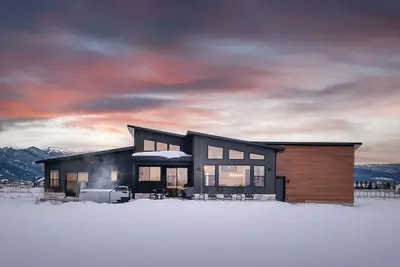 New - Buckskin Retreat