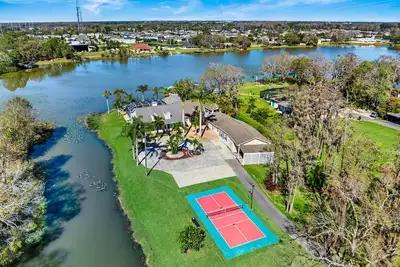 Image de Waterfront * Pool * Pickleball * Basket *Sleeps 18