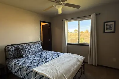 Image de Spacious 4br/3ba | Near Ellsworth Afb + Rapid City