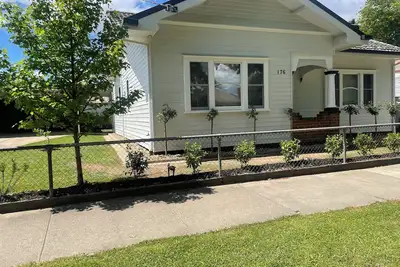 Myrtle & Bloom Cottage