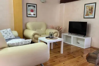 Image de Appartement de deux chambres prés de la plage Novigrad (A-24877-c)