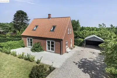 Peaceful holliday oasis -coast forrest shops