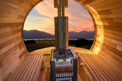 Image de Fiordland Eco-Retreat ~ Luxury 1-Bedroom Eco-Villa ~ Prime Views, Hot Tub, Sauna