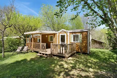 Image de Mobile Home '4 Personnes Climatisé' avec piscine partagée, Wi-Fi et climatisation