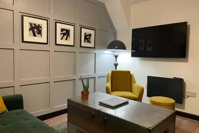 Image de Warm Deluxe 2 King Bed Apt with Sofa Bed