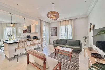 Image de Saint Germain — Appartement à La Marsa Cailloux