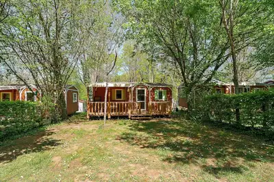 Image de Mobile Home '4 Personnes Climatisé' avec piscine partagée, Wi-Fi et climatisation
