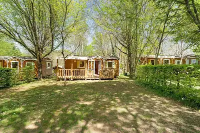 Image de Camping 3★ Périgord Noir – Mobil-home avec piscine, pêche, snack et activités familiales