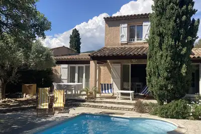 Image de Maison  Piscine Privee Et Jardin Arbore  Pres Plages Et Tennis- Golfe St Tropez-