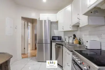 Image de Vista Nook | Light-Filled 2br in Mtl