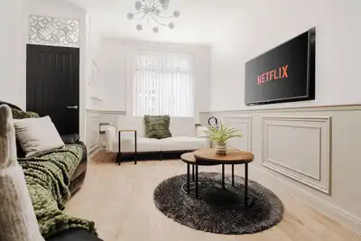 Image de Anfield 3 Mins | Superfast WiFi | Washer | SofaBed