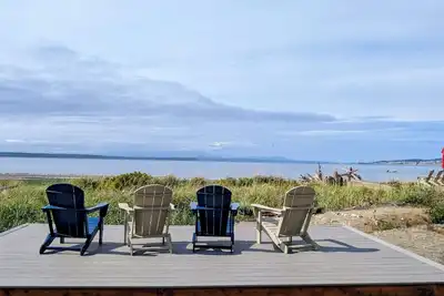 Image de Maxwelton Beach - 3 bdrm, dog friendly, beachfront - 5 star rental with new mgt!