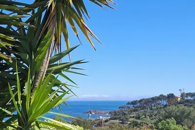 Image de Garden apartment in Cap Esterel 5 minutes walk to the sandy beach du Pourousset