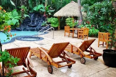 Image de Heart of Waikiki/ Steps to Beach/2 Balconies overlooking pool garden Oasis/Ac