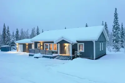 Image de Luxury Lakeside Villa By Lapland Host